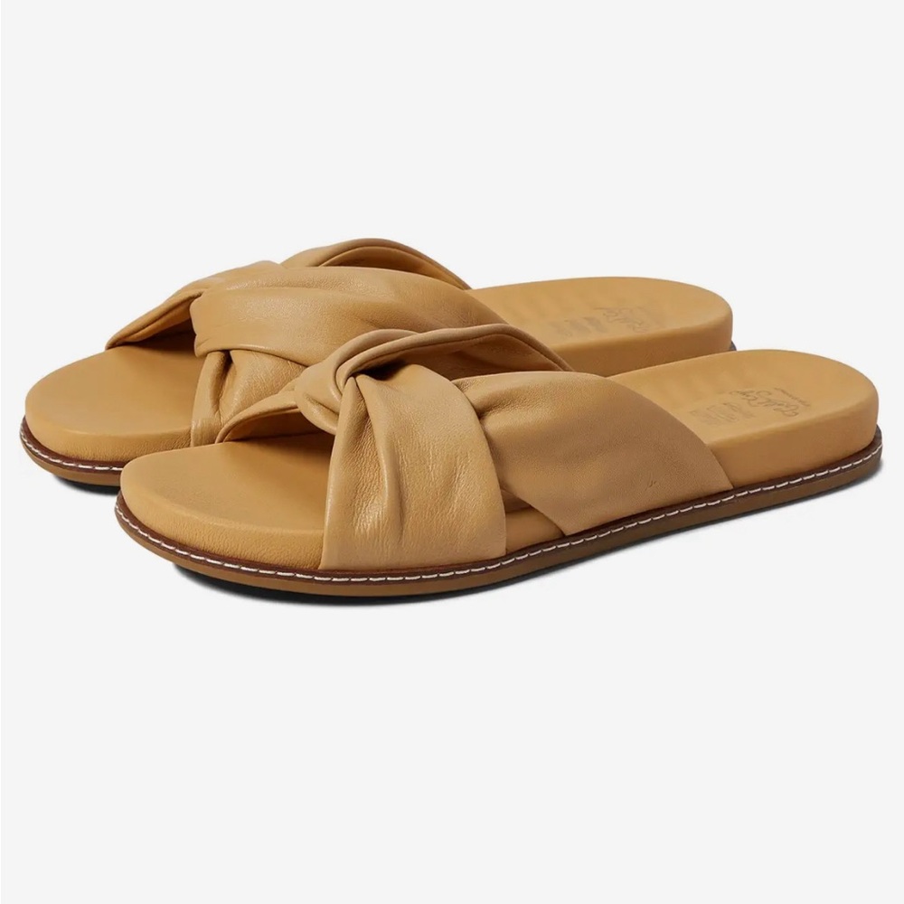 NWT Sperry Neutral Waveside Plushwave Cross Slide Sandals